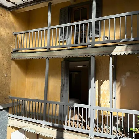 Apartment A L'ombre De La Tour