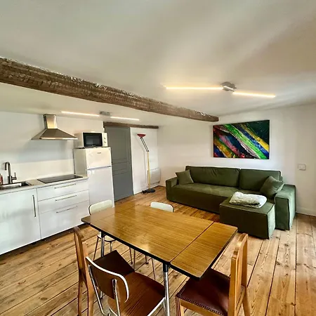 Apartment A L'ombre De La Tour *