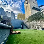 Appartement A L'ombre De La Tour *