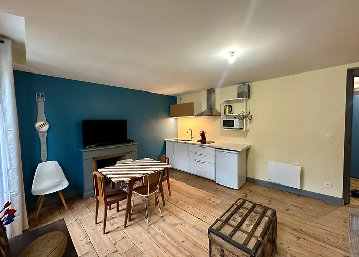 Apartman A L'ombre De La Tour